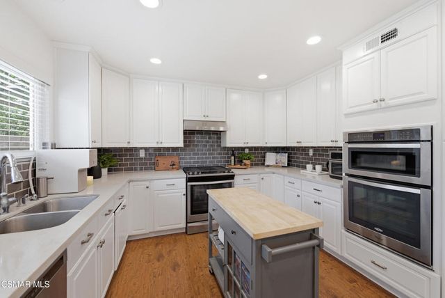 5377 Evanwood Avenue, Oak Park, CA 91377