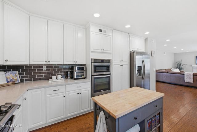 5377 Evanwood Avenue, Oak Park, CA 91377
