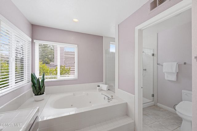 5377 Evanwood Avenue, Oak Park, CA 91377