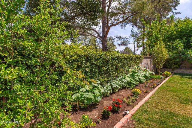 5377 Evanwood Avenue, Oak Park, CA 91377