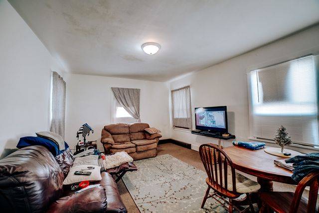 215 S 3rd Street, Watseka, IL 60970