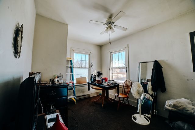 215 S 3rd Street, Watseka, IL 60970