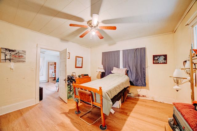 215 S 3rd Street, Watseka, IL 60970