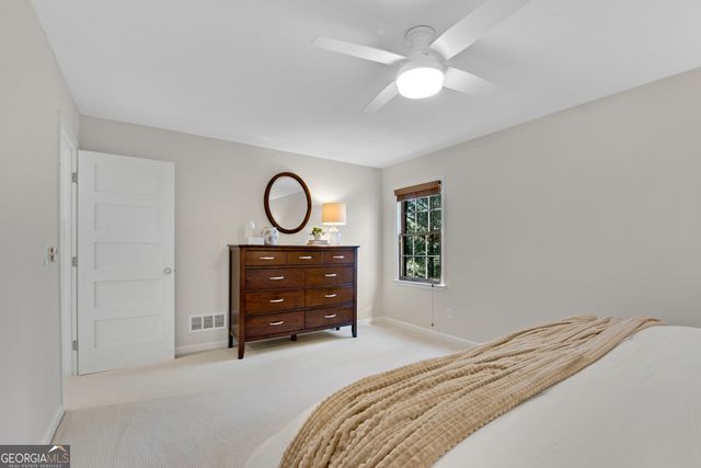 126 East Lake Drive, Roswell, GA 30075