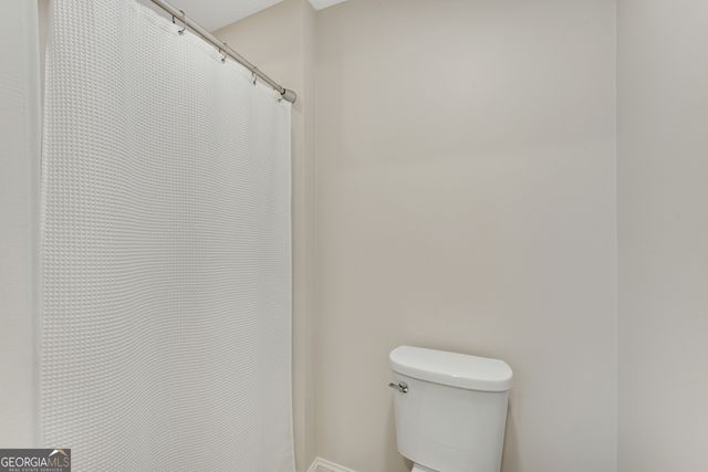 126 East Lake Drive, Roswell, GA 30075