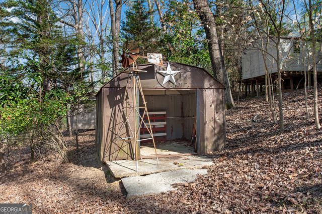 126 East Lake Drive, Roswell, GA 30075