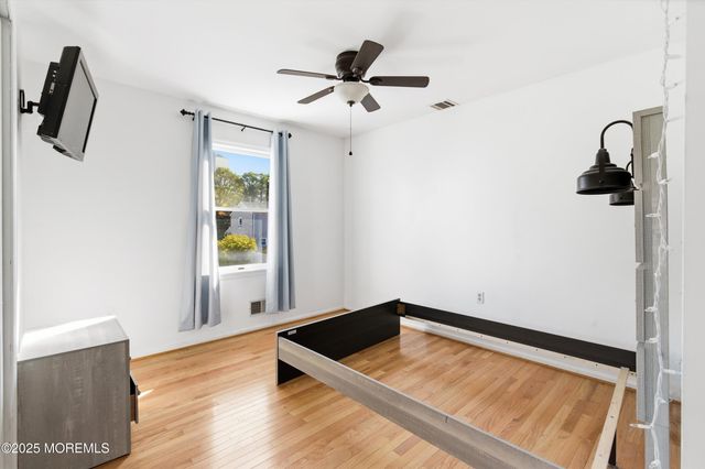 353 Livingston Avenue, Bayville, NJ 08721