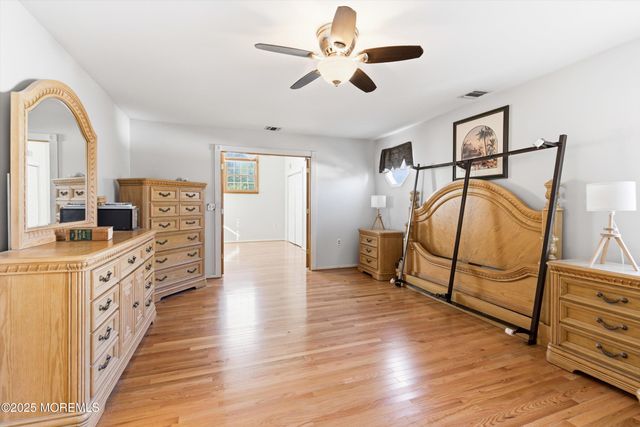 353 Livingston Avenue, Bayville, NJ 08721