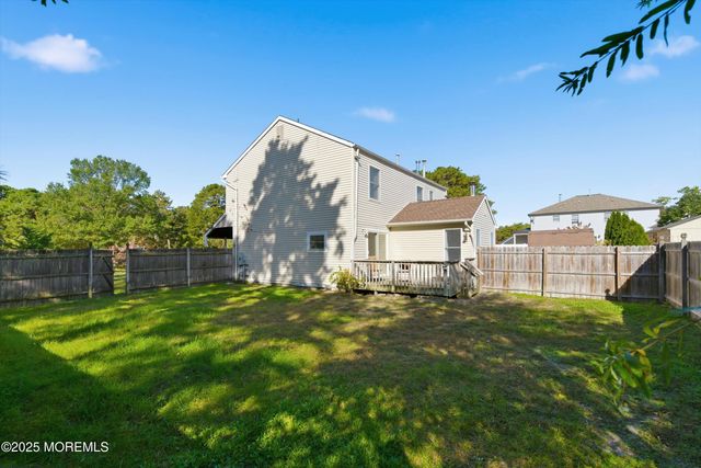 353 Livingston Avenue, Bayville, NJ 08721
