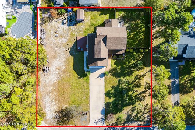 353 Livingston Avenue, Bayville, NJ 08721