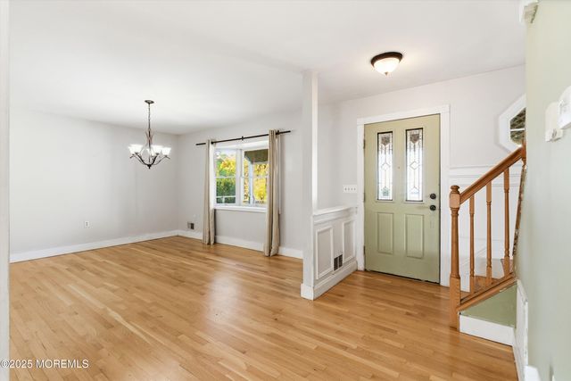 353 Livingston Avenue, Bayville, NJ 08721