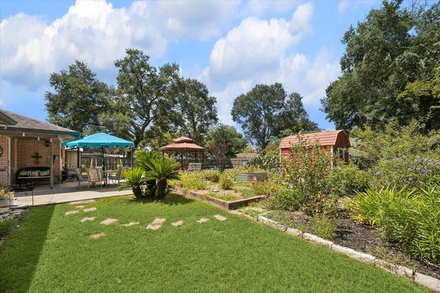 1011 Atchison Street, Sealy, TX 77474