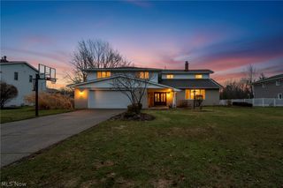 2425 Brian Drive, Beachwood, OH 44122