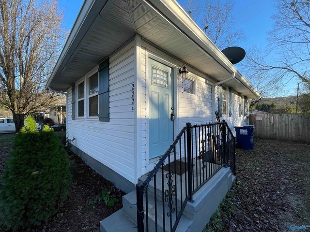 2224 Bide A Wee Drive, Huntsville, AL 35801