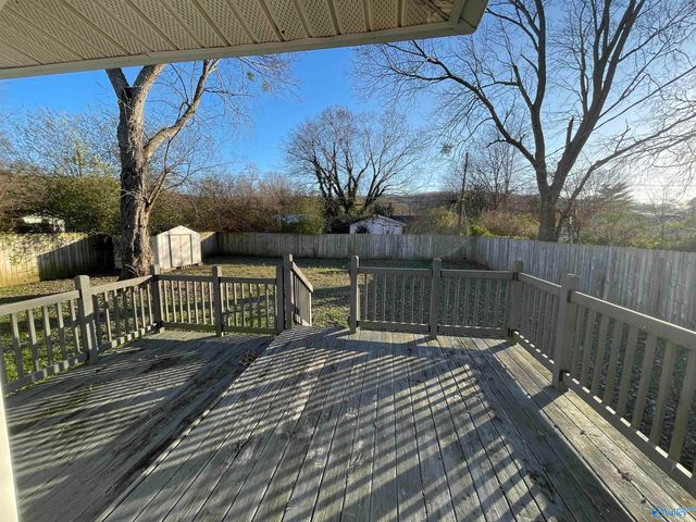 2224 Bide A Wee Drive, Huntsville, AL 35801