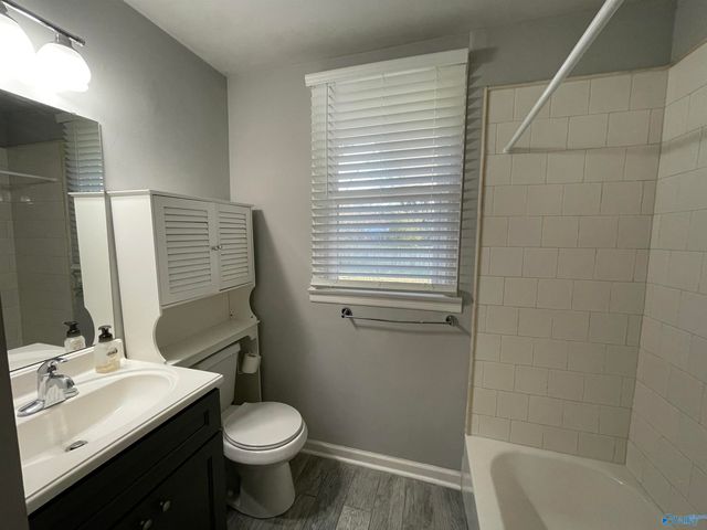 2224 Bide A Wee Drive, Huntsville, AL 35801