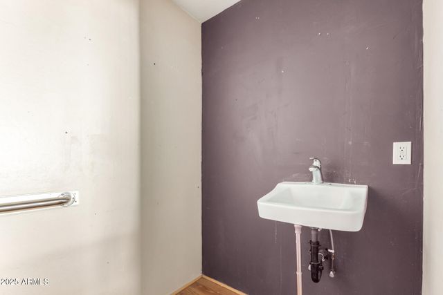 855 E WICKENBURG Way, Wickenburg, AZ 85390