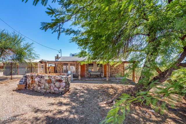 855 E WICKENBURG Way, Wickenburg, AZ 85390