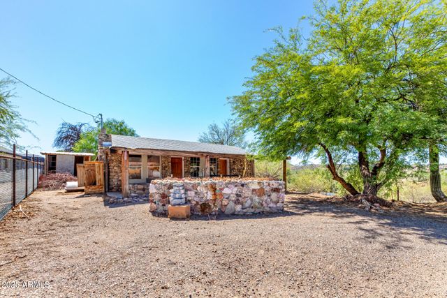 855 E WICKENBURG Way, Wickenburg, AZ 85390