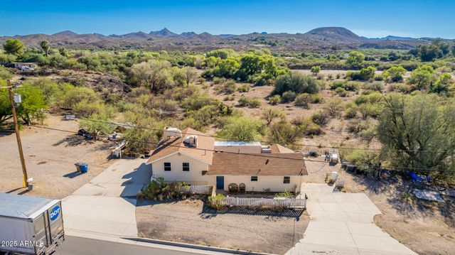 855 E WICKENBURG Way, Wickenburg, AZ 85390