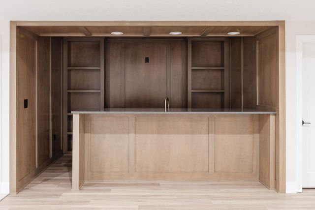 609 Pelican Drive, Polk City, IA 50226