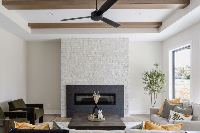 609 Pelican Drive, Polk City, IA 50226