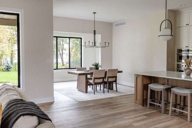 609 Pelican Drive, Polk City, IA 50226