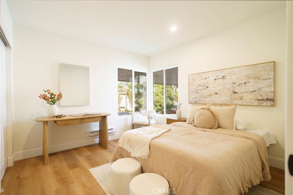 Image 16 of property listing at 5500 Ackerfield Avenue 105, Long Beach, CA 90805