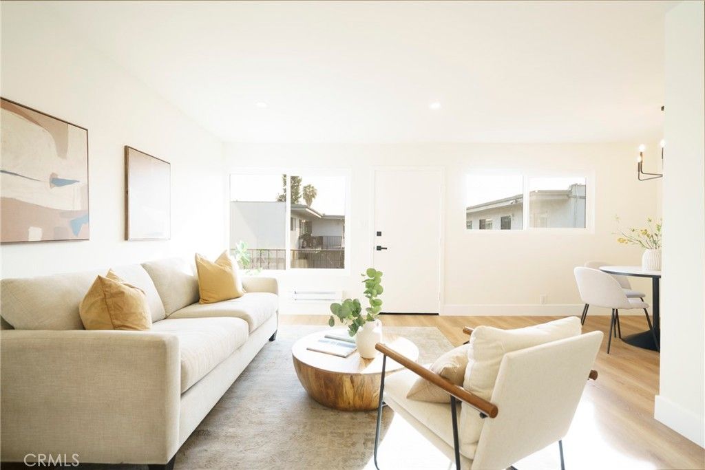 Image 3 of property listing at 5500 Ackerfield Avenue 105, Long Beach, CA 90805