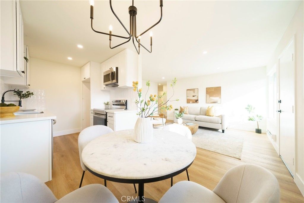 Image 7 of property listing at 5500 Ackerfield Avenue 105, Long Beach, CA 90805