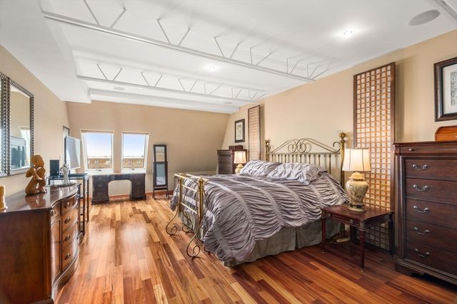 150 Lynnway PH-702, Lynn, MA 01902