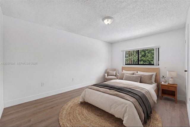 3574 W 80th Street 63201, Hialeah, FL 33018