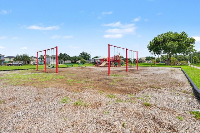 2709 Marlin Drive, Texas City, TX 77591