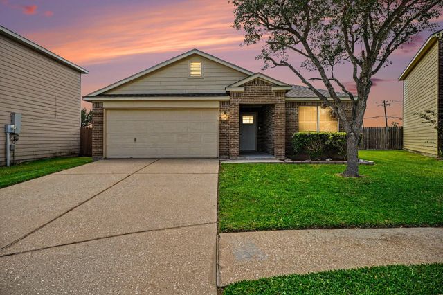 2709 Marlin Drive, Texas City, TX 77591