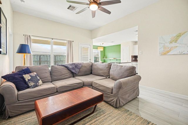 2709 Marlin Drive, Texas City, TX 77591