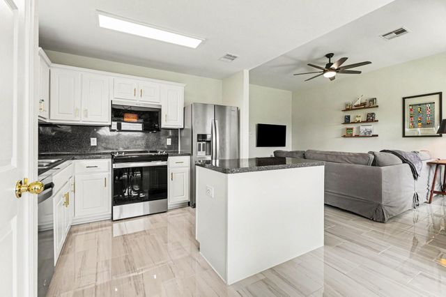2709 Marlin Drive, Texas City, TX 77591