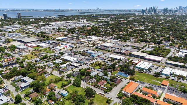127 NW 74th Street 3, Miami, FL 33150