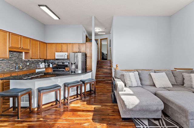 15675 Chasewood Court, Rosemount, MN 55068