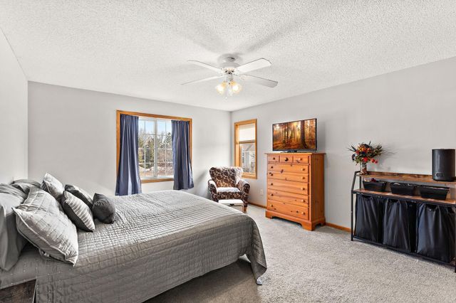 15675 Chasewood Court, Rosemount, MN 55068