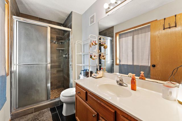 15675 Chasewood Court, Rosemount, MN 55068