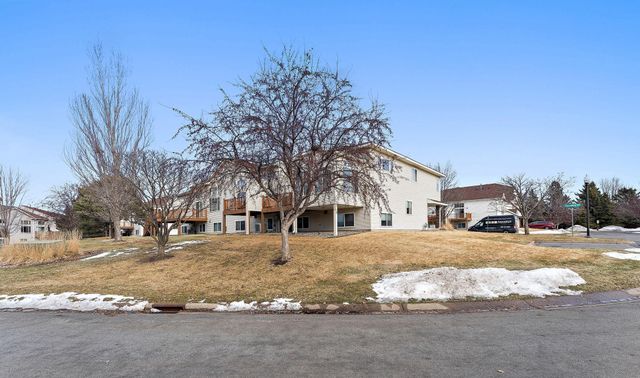 15675 Chasewood Court, Rosemount, MN 55068