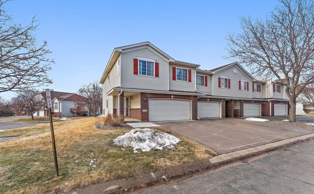 15675 Chasewood Court, Rosemount, MN 55068