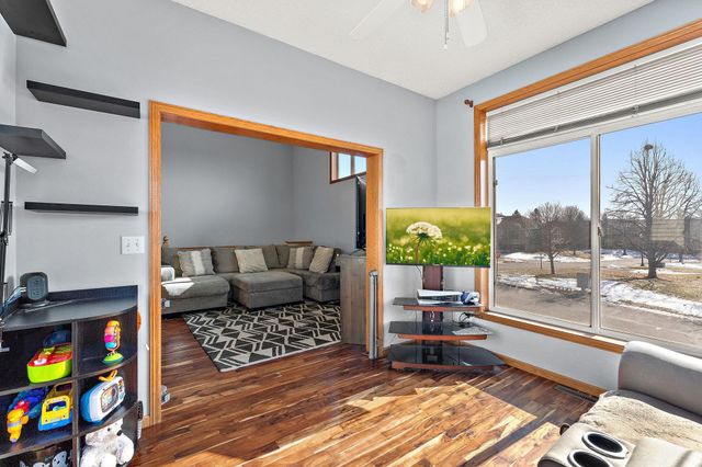 15675 Chasewood Court, Rosemount, MN 55068