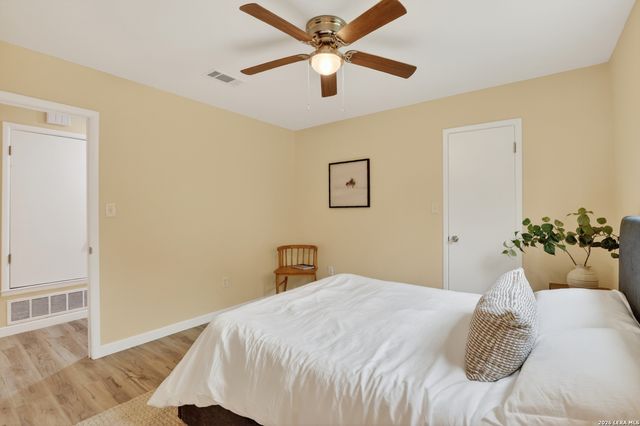 203 Haverlah Rd, Pleasanton, TX 78064
