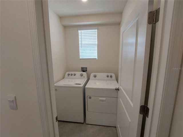 35735 SUNFLOWER HILL DRIVE, Zephyrhills, FL 33541