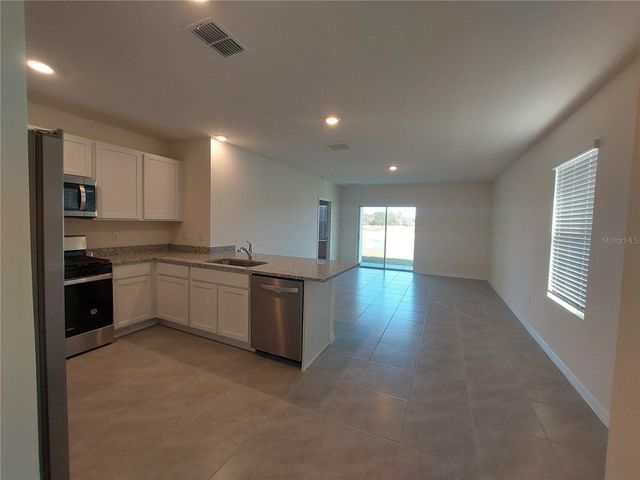 35735 SUNFLOWER HILL DRIVE, Zephyrhills, FL 33541