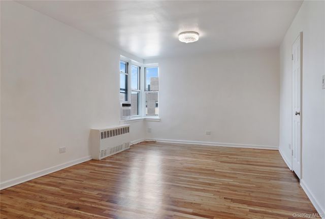 1430 Seagirt Boulevard 6H, Far Rockaway, NY 11691
