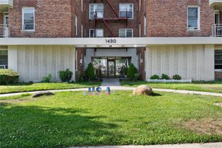 1430 Seagirt Boulevard 6H, Far Rockaway, NY 11691