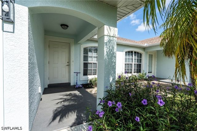 516-518 SE 5th PL, Cape Coral, FL 33990