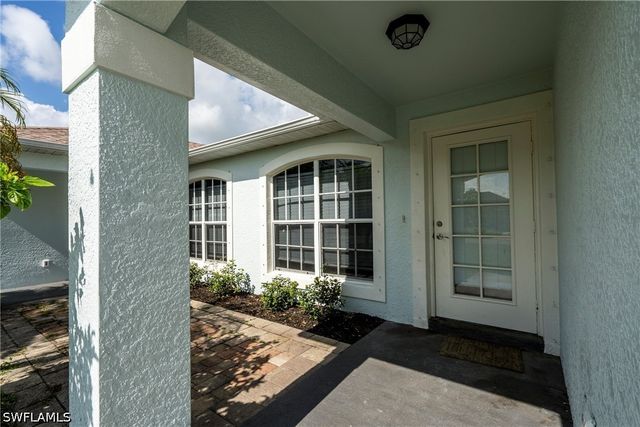 516-518 SE 5th PL, Cape Coral, FL 33990